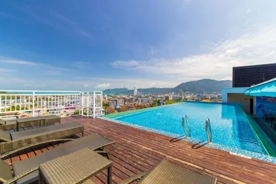 Kana Triple L Hotel Phuket普吉岛卡娜3L酒店 – Foto 8